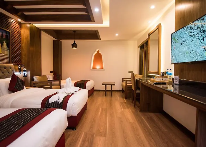 Everest Boutique - Your Heritage 3*