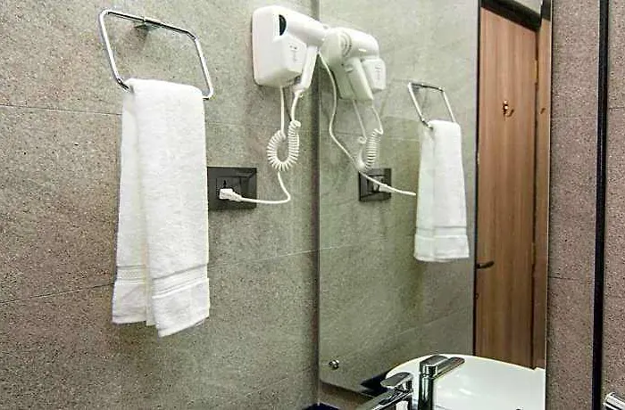 Everest Boutique - Your Heritage Hotel